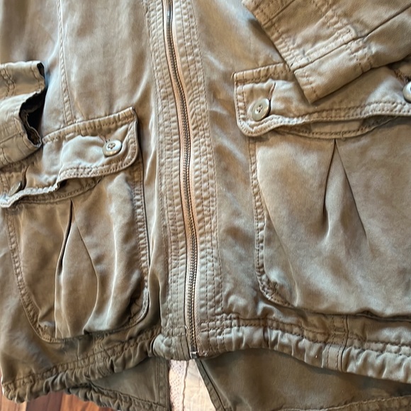 Army green American Eagle spring jacket size XS - Picture 5 of 9